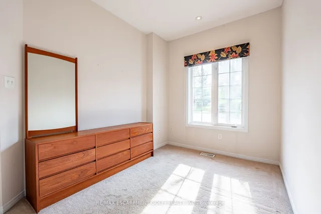 Additional image 21 of 566 Southridge Dr Unit 32