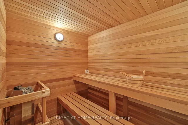 Additional image 29 of 179 Old Yonge St