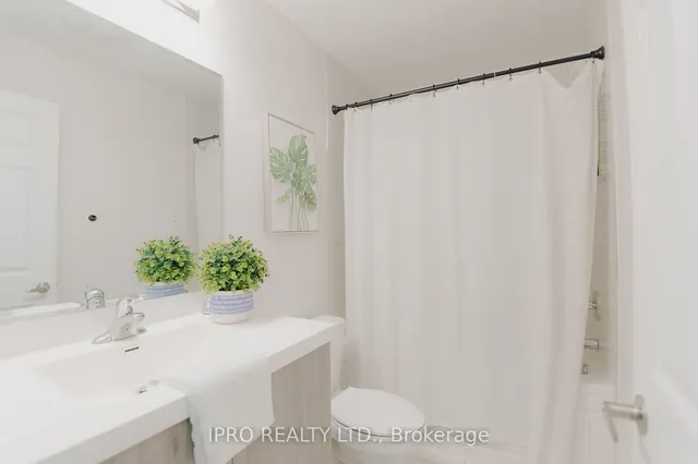 Additional image 22 of 992 Balsam Crt