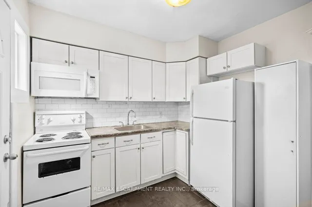 Additional image 28 of 15 Freeman Pl