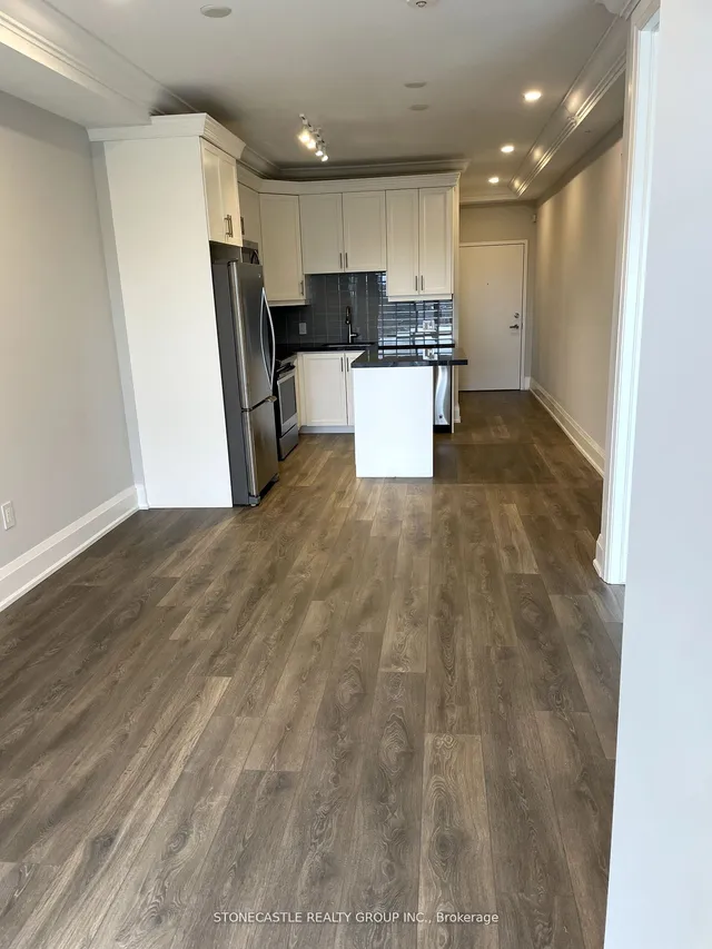 Additional image 5 of 4040 Upper Middle Rd Unit 323