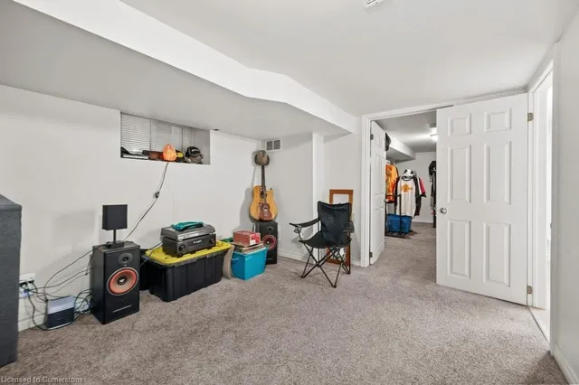 Additional image 43 of 95 Spadina Ave