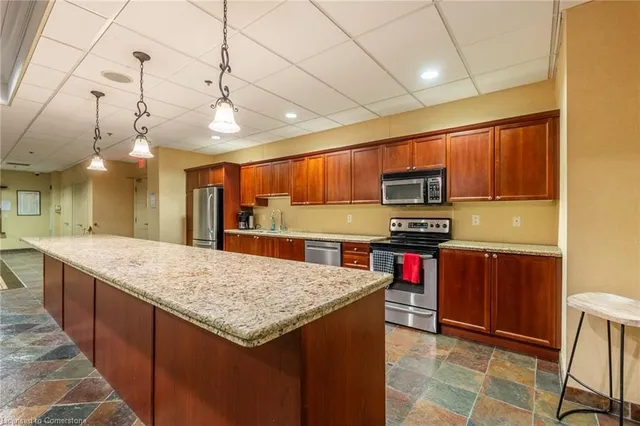 Additional image 36 of 399 Elizabeth St Unit 611