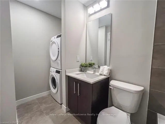 Additional image 17 of 15 QUEEN St Unit 1106