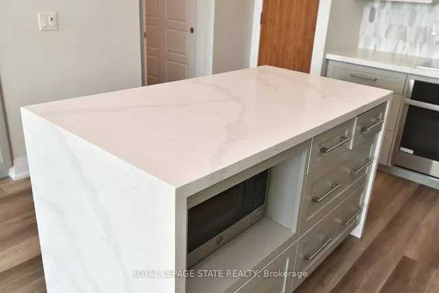 Additional image 12 of 2025 Maria St Unit 704