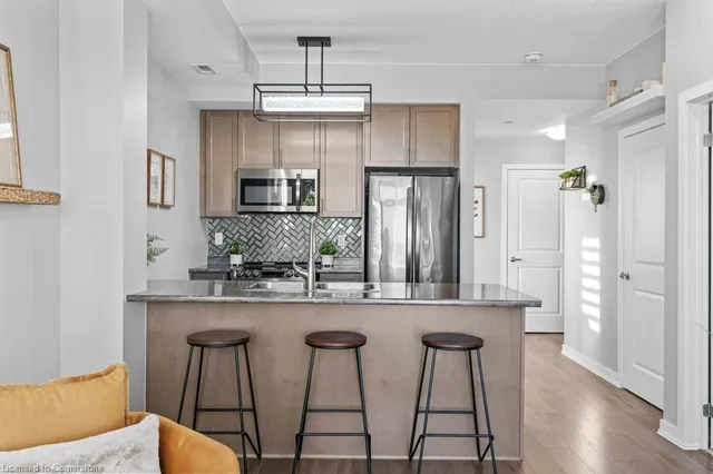 Additional image 10 of 125 Shoreview Pl Unit 511