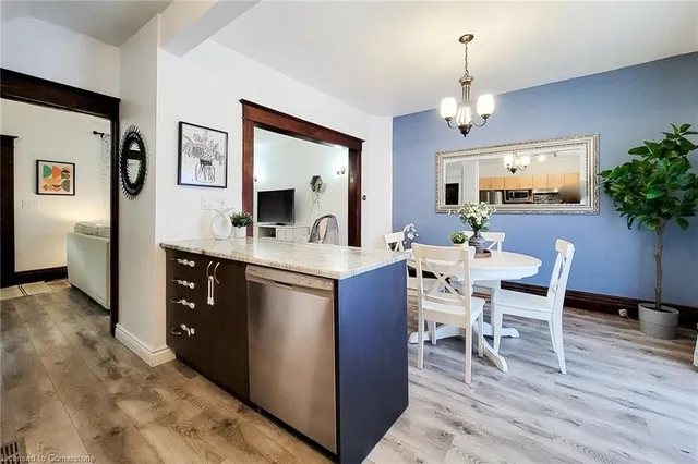 Additional image 14 of 67 Tragina Ave