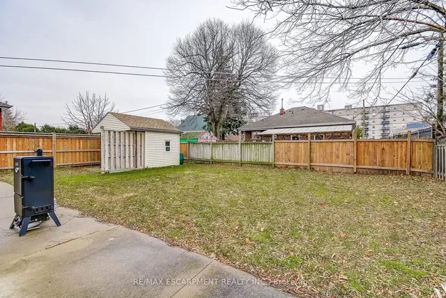 Additional image 35 of 8 Bromley Rd