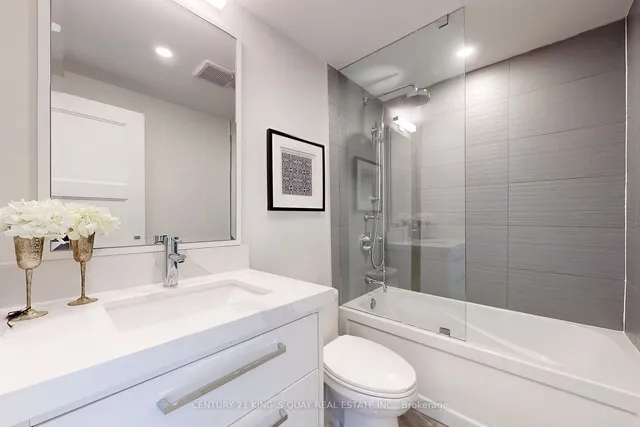 Additional image 30 of 3052 Bayview Ave