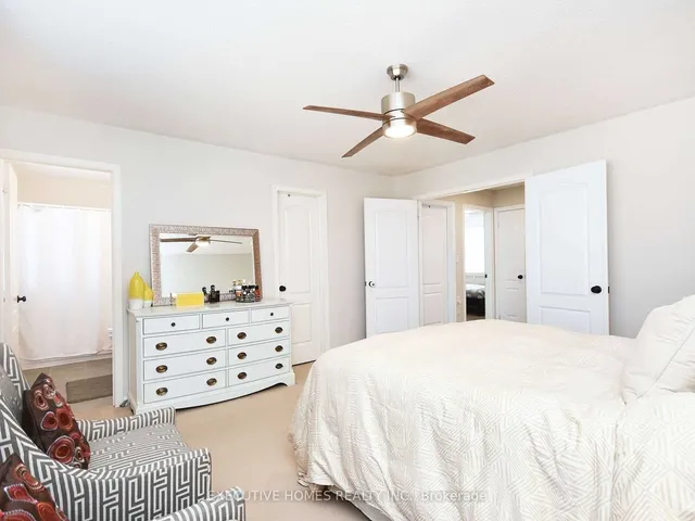 Additional image 13 of 1058 Bowring Cres