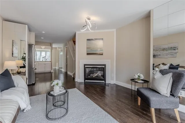 Additional image 20 of 895 MAPLE Ave Unit 605