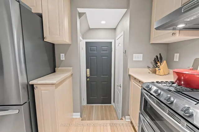 Additional image 26 of 648 Kerr Tr