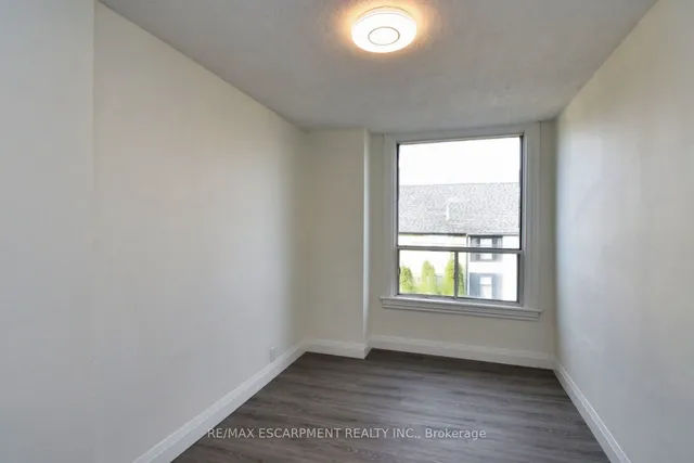 Additional image 23 of 64 Crooks St