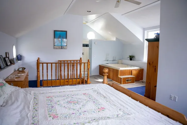 Additional image 18 of 8546 Appleby Line