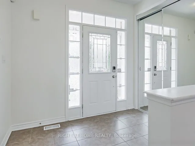 Additional image 3 of 653 Langholm St