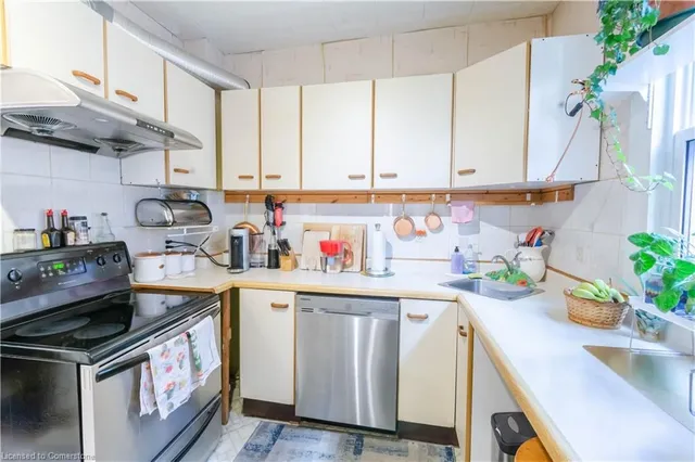 Additional image 18 of 24 Burris St