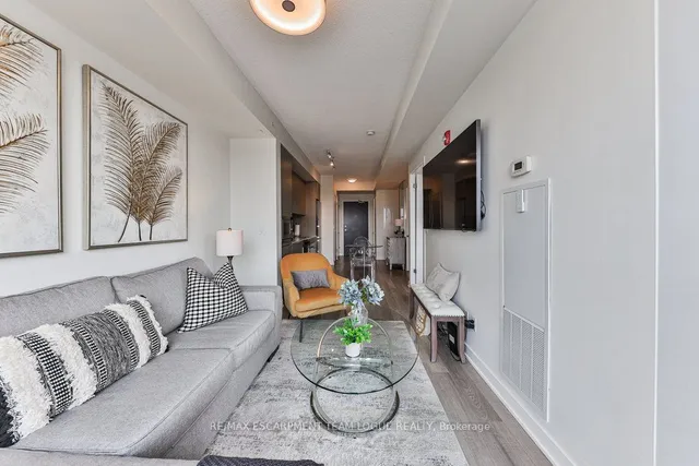 Additional image 15 of 5230 Dundas St Unit A527