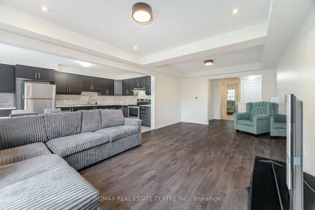 Additional image 9 of 1000 Asleton Blvd Unit 127