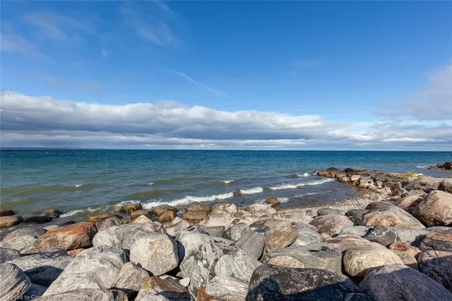 Additional image 29 of 48 Kingston Rd