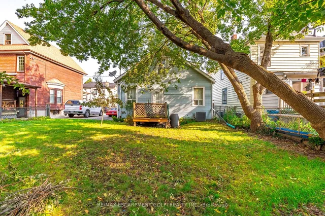 Additional image 39 of 26 Huron St