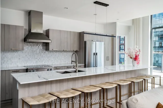 Additional image 18 of 650 King St Unit PH01