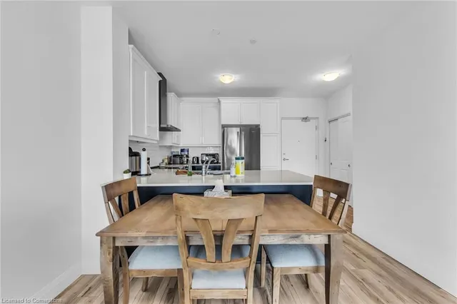 Additional image 39 of 1 Redfern Ave Unit 403