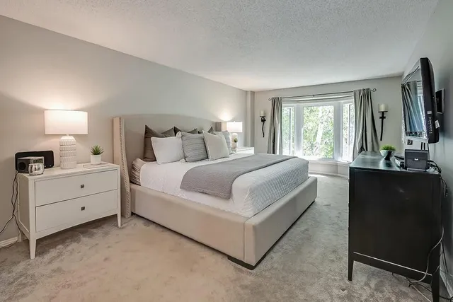 Additional image 22 of 2129 WINDING Way