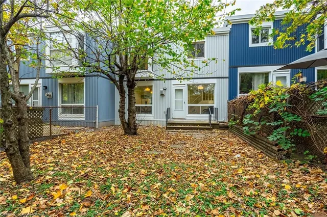 Additional image 30 of 25 Britten Close Unit B52