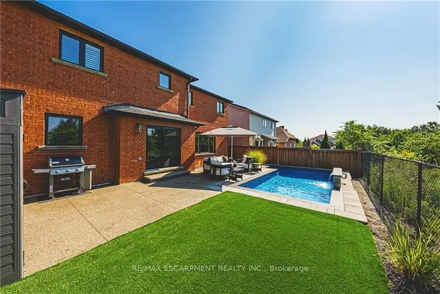 Additional image 12 of 14 Dolphin Pl