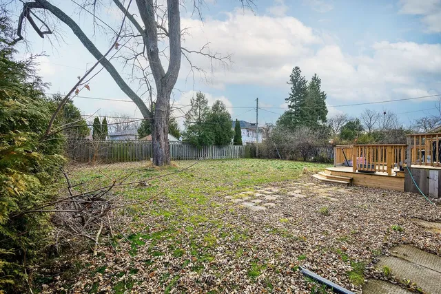 Additional image 13 of 5132 Cherryhill Cres