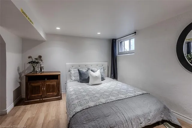 Additional image 35 of 49 Tisdale St