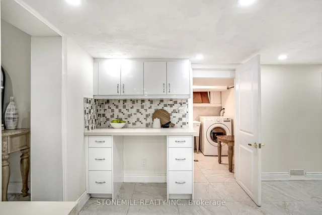 Additional image 31 of 36 Blenheim Dr