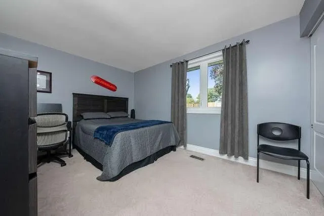 Additional image 18 of 1523 RUSHOLME Cres