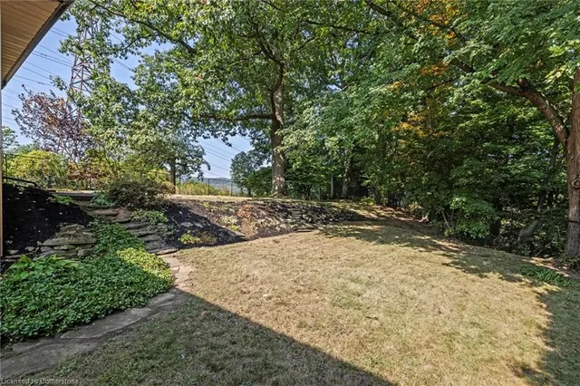 Additional image 43 of 40 Bertram Dr