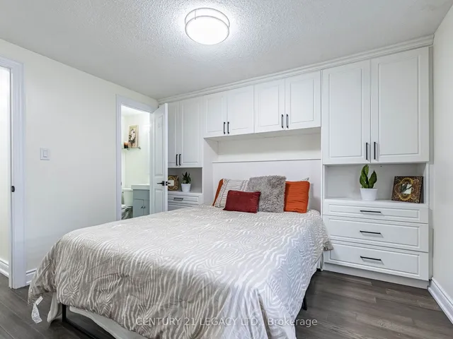 Additional image 15 of 392 Wilson Dr