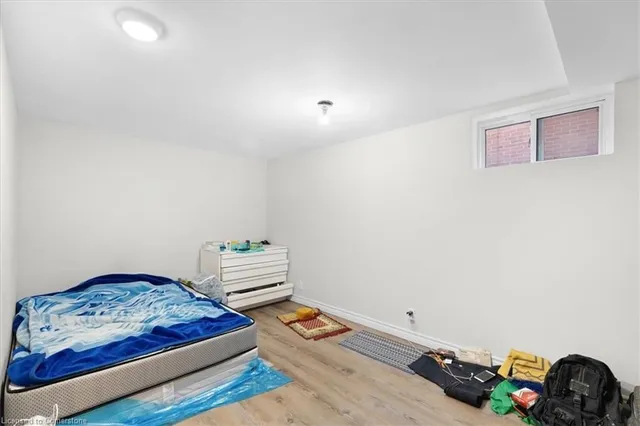 Additional image 10 of 770 Barton St