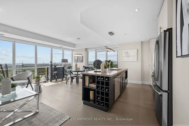 Additional image 12 of 2025 Maria St Unit 1508