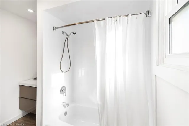 Additional image 27 of 273 Bonaventure Dr