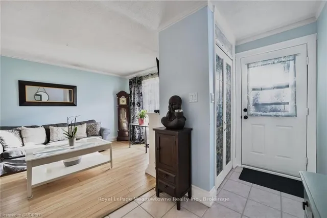 Additional image 5 of 1110 GARTH St Unit 11