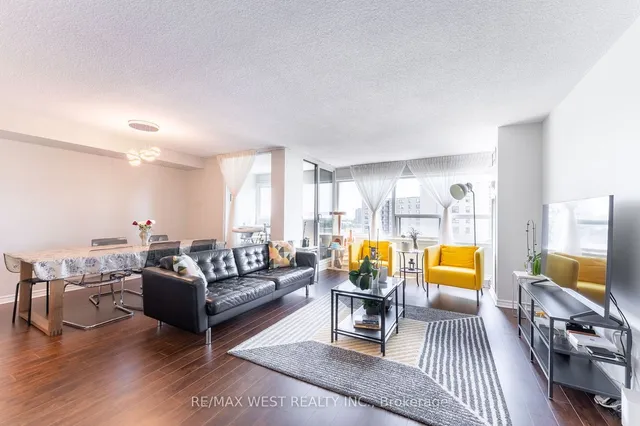 Additional image 13 of 475 The West Mall Unit 1404