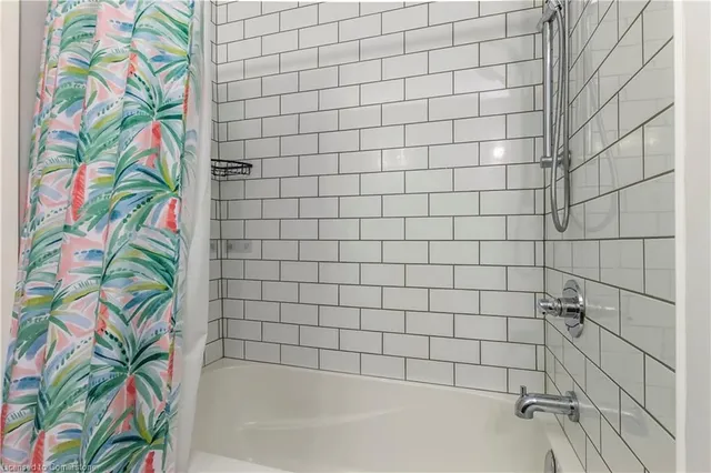 Additional image 28 of 50 Main St Unit 405