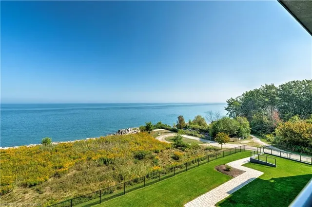 Additional image 33 of 35 Southshore Cres Unit 404