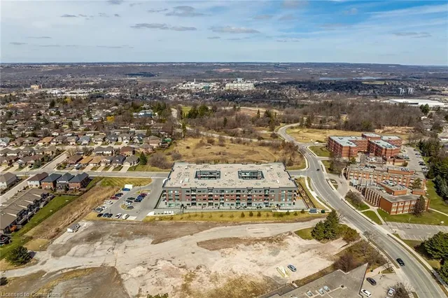 Additional image 14 of 1 Redfern Ave Unit 403