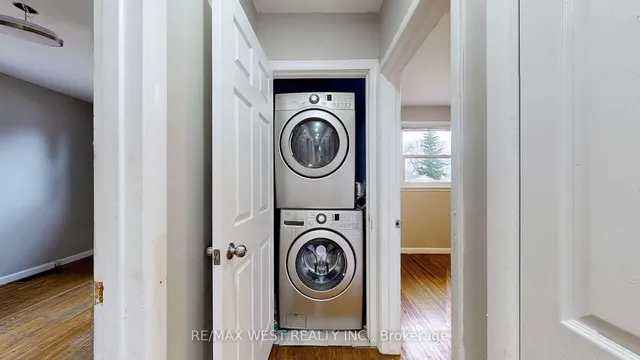 Additional image 28 of 15 Darcy Crt