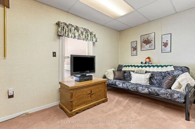 Additional image 16 of 11 FORD St