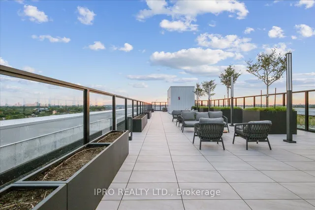 Additional image 29 of 2720 Dundas St Unit 201