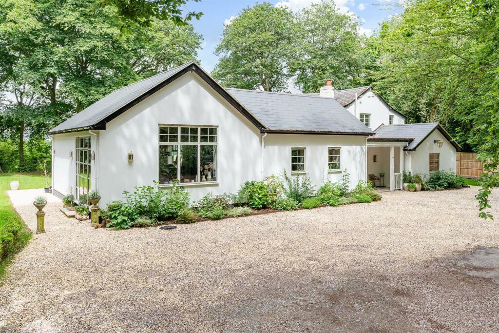 Additional image 21 of Burnham Green Road, Tewin