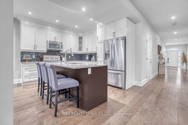 Additional image 16 of 958 Beach Blvd