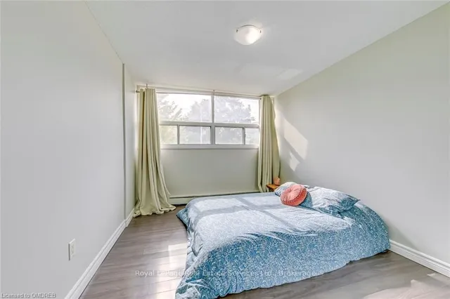 Additional image 19 of 1950 MAIN St Unit 204