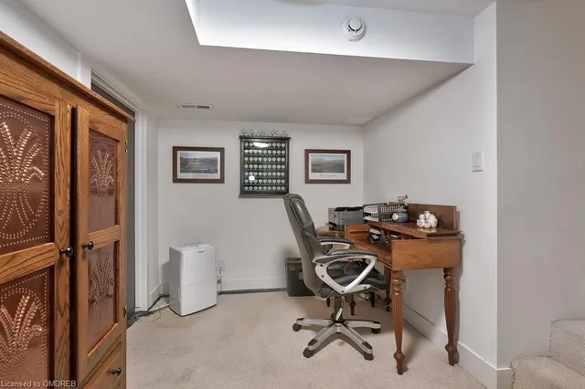 Additional image 35 of 124 Lynn Crt